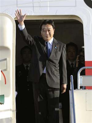日本首相启程参加APEC峰会 将正式宣布日本加入TPP谈判方针
