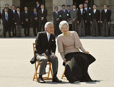 日本明仁天皇因病延期出院 首次缺席国宾欢迎仪式