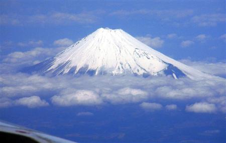 日本山梨县将把2月23日定为“富士山日”