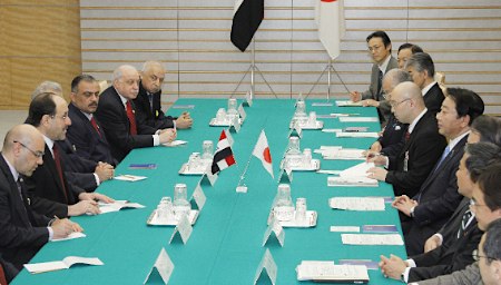 日伊首脑会谈 日本将向伊拉克提供670亿日元贷款