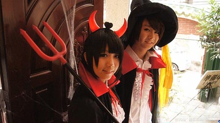 万圣节大宅下的女仆与执事 广州首家女仆执事咖啡屋