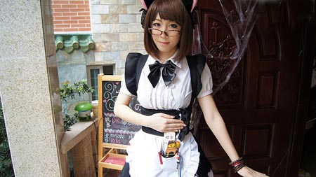 万圣节大宅下的女仆与执事 广州首家女仆执事咖啡屋