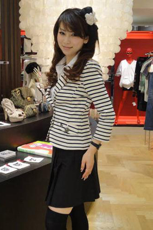 日本爆红“不老仙妻”水谷雅子的美丽秘笈—服饰搭配（1）