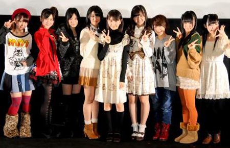 动漫迷渡边麻友当选AKB动画声优 发布会上激动落泪