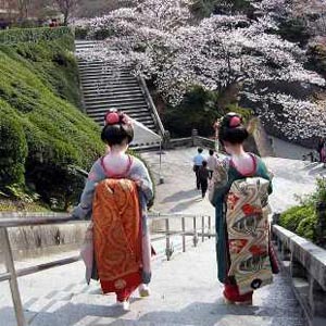 徜徉在最具女人味的京都