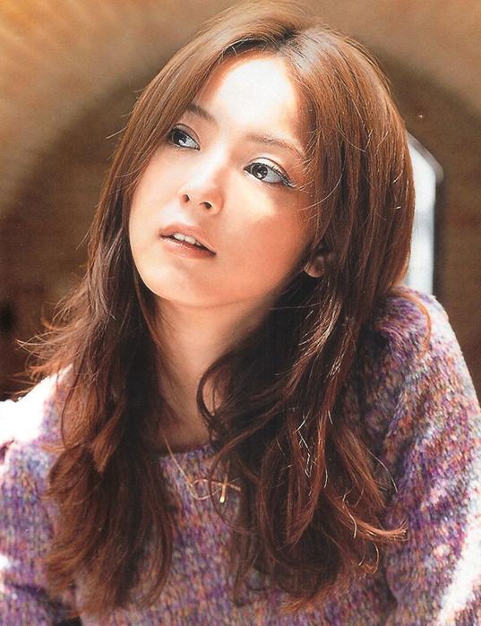 佐佐木希主演日剧 素颜出演朴素女