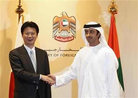 日本外相要求沙特及阿联酋增加对日本原油供应