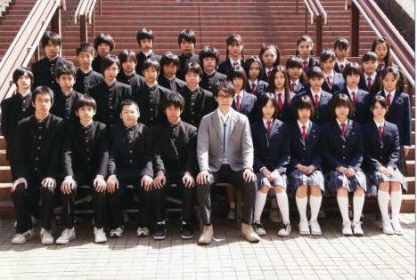 “叫好不叫座”的争议之作 日剧《铃木老师》电影化！