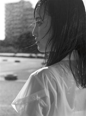 SKE48松井玲奈首本个人写真集《金鱼》公开