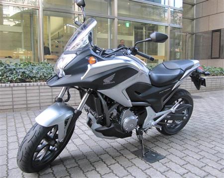 本田新款大型摩托车“NC700X”正式发售