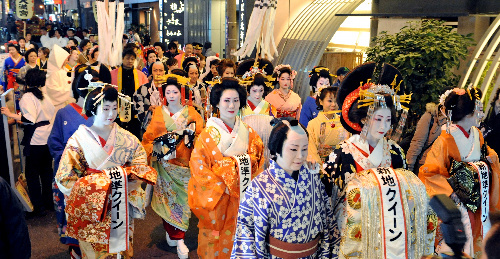 大阪北新地昨夜立春汲水祭典合二为一热闹非凡