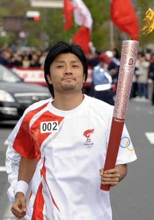 日本飞人重返田坛 目标直指伦敦奥运会