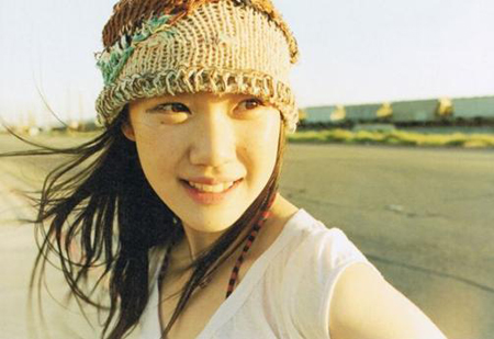 许多粉丝看到大森南朋妻子小野百合子的照片后猜测:究竟是大森南朋