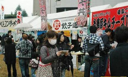 日本全国最佳超辣美食大奖赛在京都举行