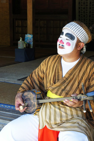 体验冲绳琉球村王朝风情 - 日本通