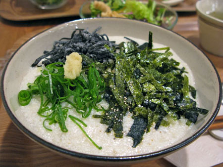 体验吉祥寺新潮的豆腐料理与甜点