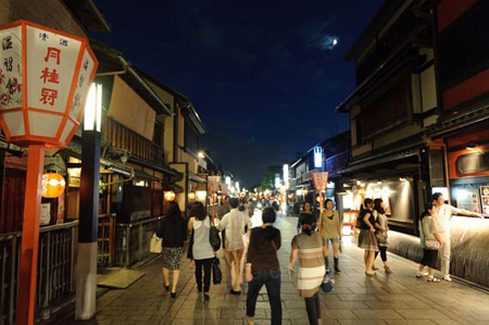 京都祇园的繁华与热闹