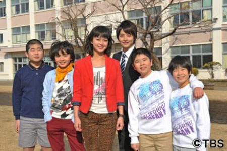 TBS《浪花少年侦探团》 多部未华子带领小学生破疑案