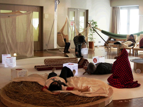 东京举办以“睡眠”为主题的展览——好想睡展览会