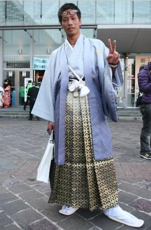 日本新时尚起义 另类的和服文化---恶男系