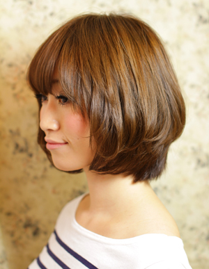 “宅男女神”前田敦子魅力短发  引领夏日清凉