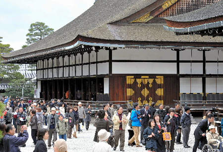 京都御所春季对外开放江户 龙图 迎春出展 日本通 京都御所春季对外开放江户 龙图 迎春出展 日本通