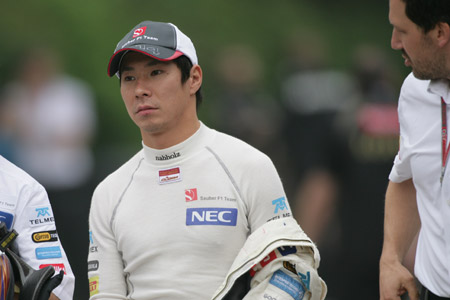 F1中国站罗斯伯格首夺冠 小林可梦伟排第十