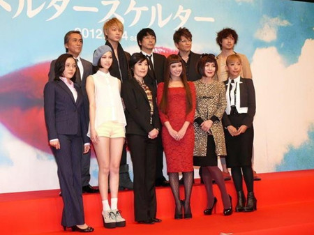 滨崎步代表曲复活 携手泽尻英龙华引发电影风暴