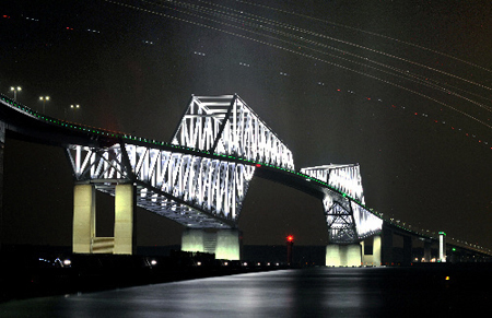 日本东京湾临海大桥亮灯点亮东京湾之夜