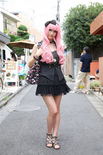 雷你没商量 日本街头奇装异服图鉴