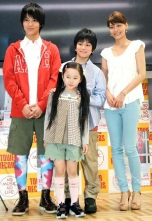 阿须田家三兄妹再聚首 庆祝《家政妇三田》光碟发售