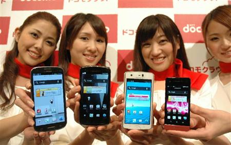 NTT DoCoMo发布19款新手机