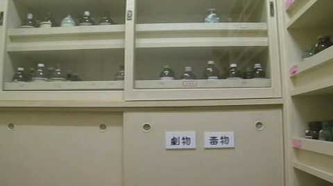 北海道高中男生为制炸弹盗窃化学实验室药品