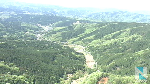 静冈丨连日暴雨导致伊豆收费公路山体滑坡