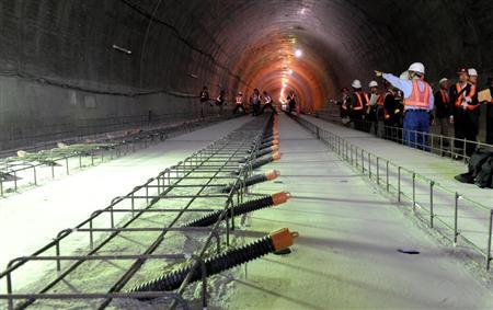 山梨线性实验线延长区间施工现场正式公开