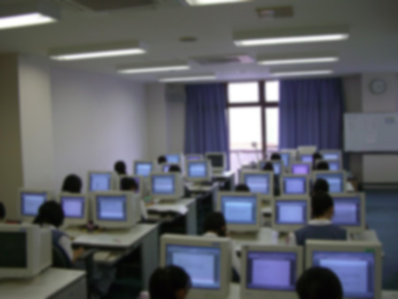 电脑课教师和谐图不慎外泄 全班学生脸红心跳