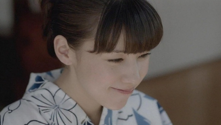 魅力的微笑——仲里依纱