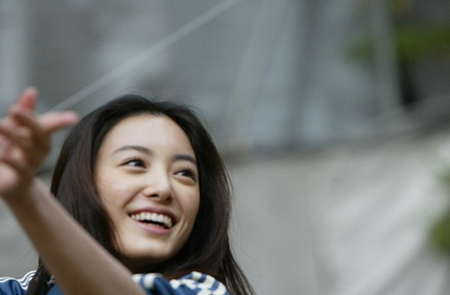 拥有美丽头发的日本名人——仲间由纪惠