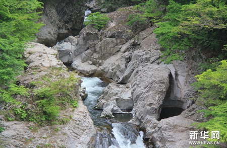 日本100处著名瀑布之一秋保瀑布