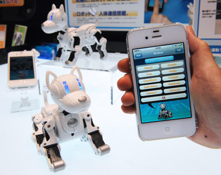 东京玩具展开幕 玩具遇上了智能手机