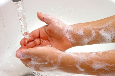 仅46%男性便后洗手 女性愕然