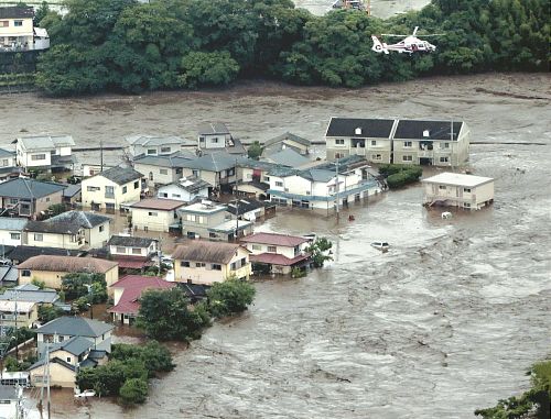 7号台风逼近九州 气象厅呼吁防范狂风暴雨