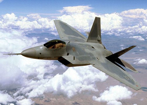 美国解除F-22战斗机限飞令 近期派遣冲绳基地