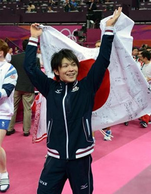 日本第2金！内村航平加冕男子体操全能冠军