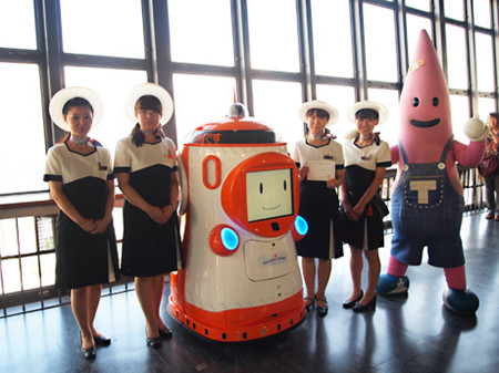 东京塔迎来四国语言机器人导游 韩语服务遭吐槽