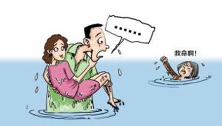 老婆和妈妈一起落水先救谁？ 日本网民有话说