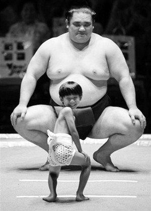 前横纲朝青龙再传丑闻 暴揍电视台台长