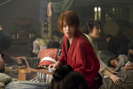 两天票房近4亿 真人版《浪客剑心》很给力！