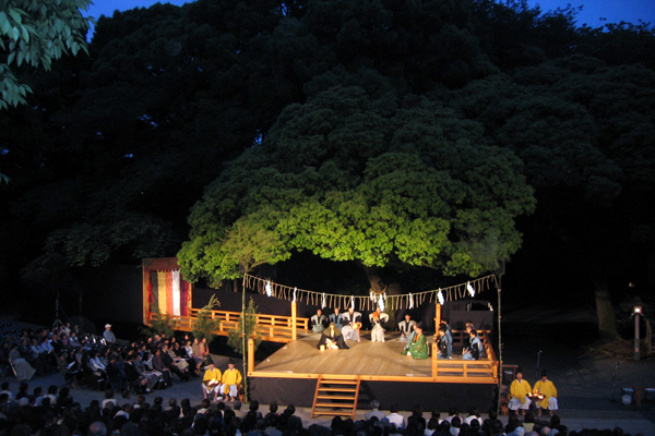 武藏一宫冰川神社