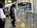 惊心！东京车站20岁年轻女性左脚被电车扯断